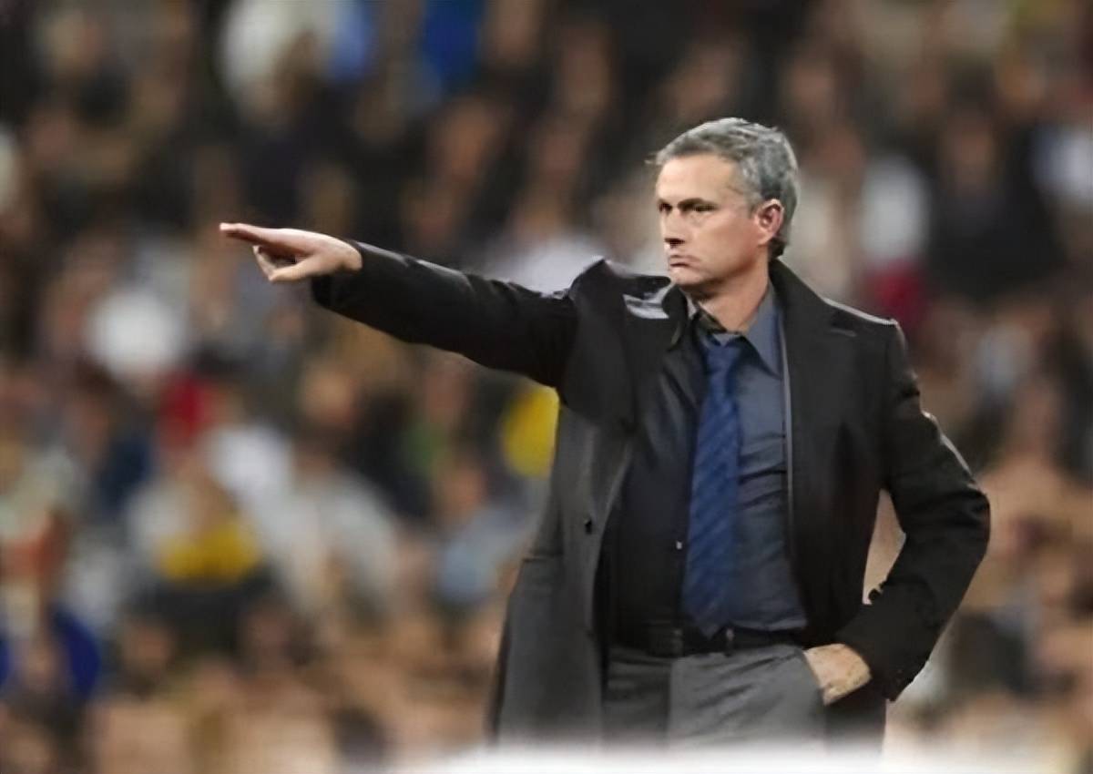 皇马正认真考虑请回穆里尼奥，重返伯纳乌只差一个条件