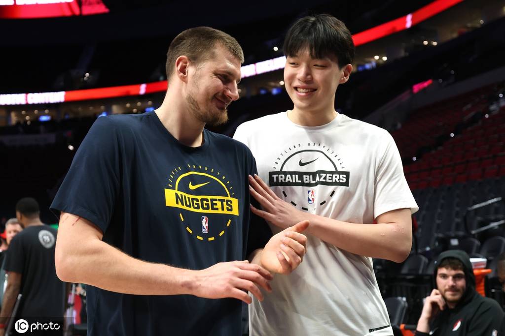 约基奇32+9+7杨瀚森4分1板1帽 掘金狂胜开拓者